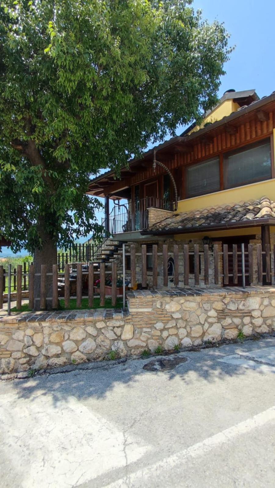 Il Bagolaro Casa Vacanze Сульмона Екстер'єр фото